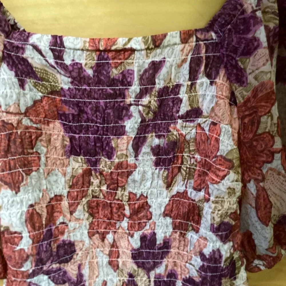 Old‎ Navy Floral Smocked Puff Sleeve Top XS Purple Rust Square Neck NWT